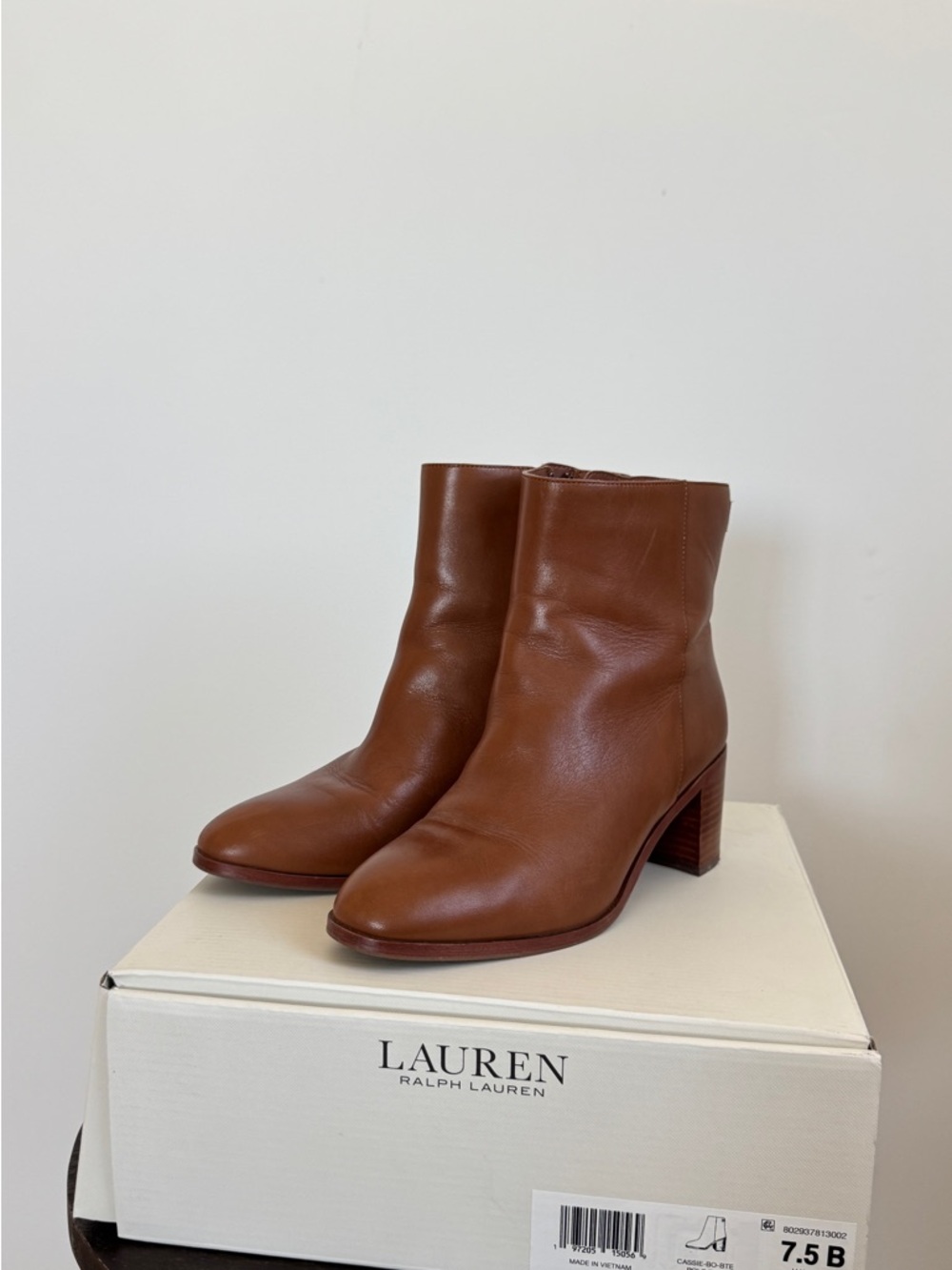 RALPH LAUREN - Cassie Calfskin Bootie - Size 38 / 7.5